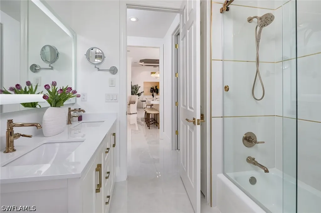 8037 Vera Cruz Way Naples FL 34109
