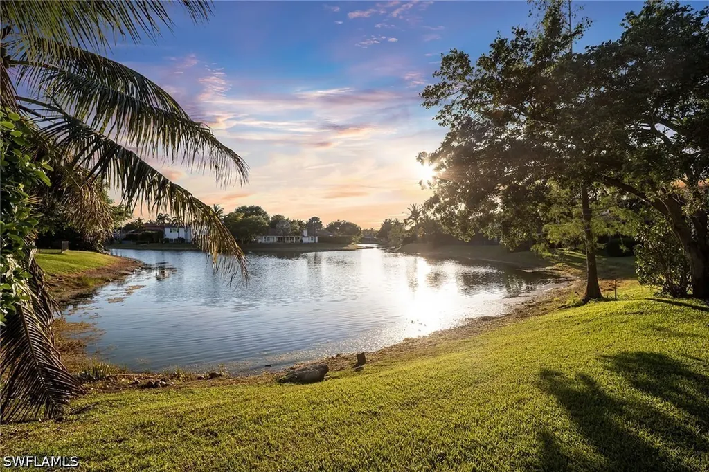 8037 Vera Cruz Way Naples FL 34109