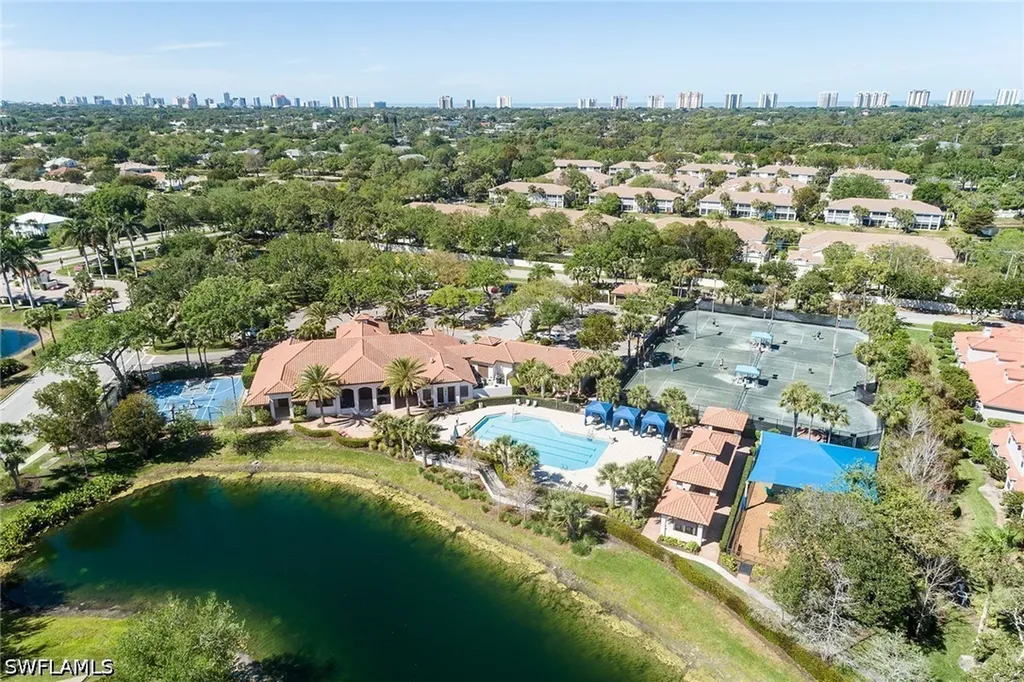 8037 Vera Cruz Way Naples FL 34109