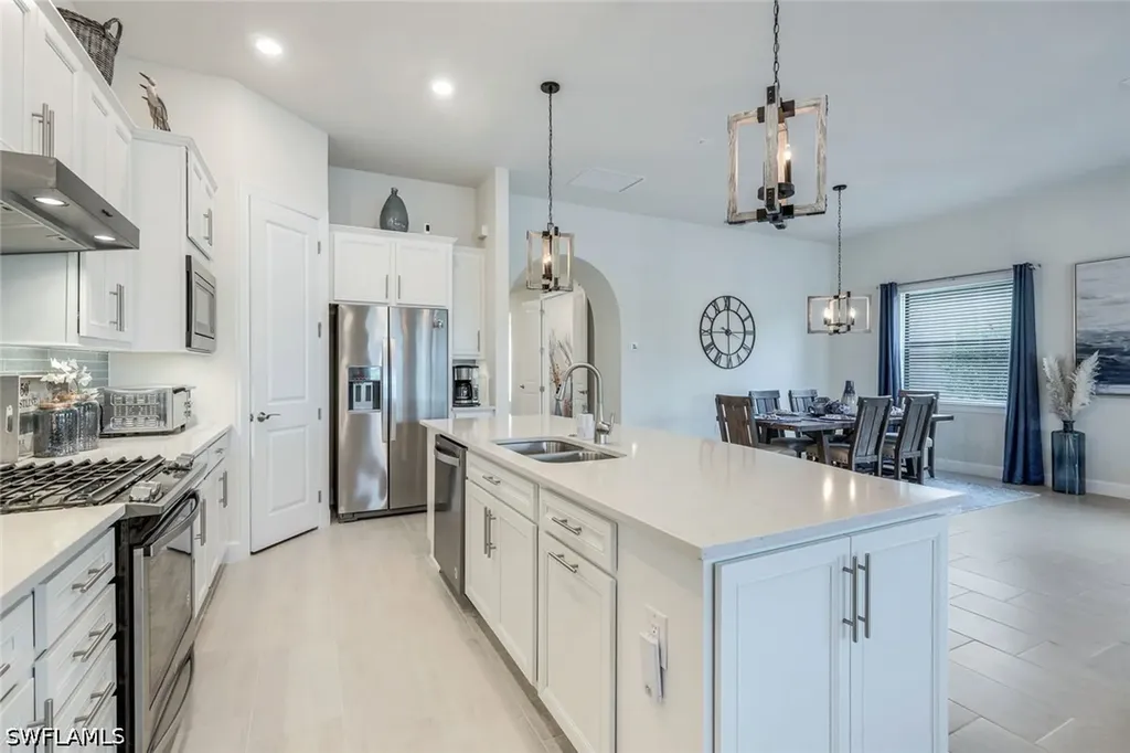 19200 Aqua Shore Drive Fort Myers FL 33913