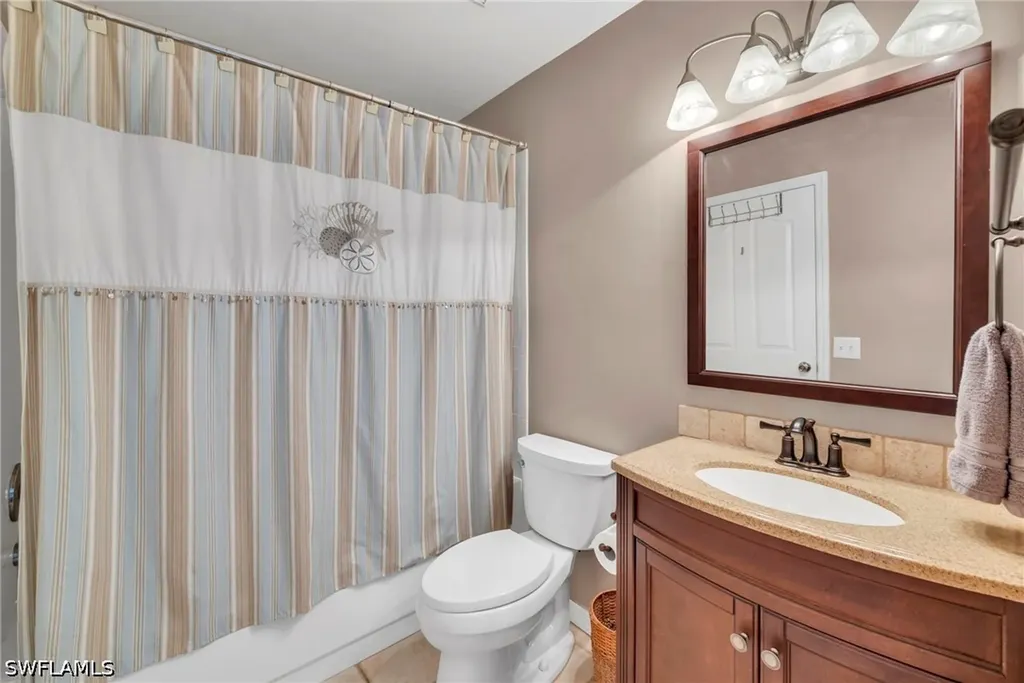 103 Tanglewood Court Naples FL 34113