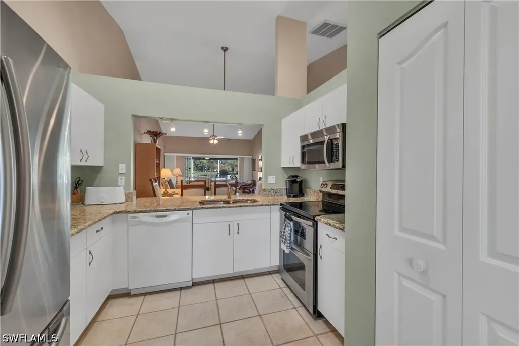 103 Tanglewood Court Naples FL 34113