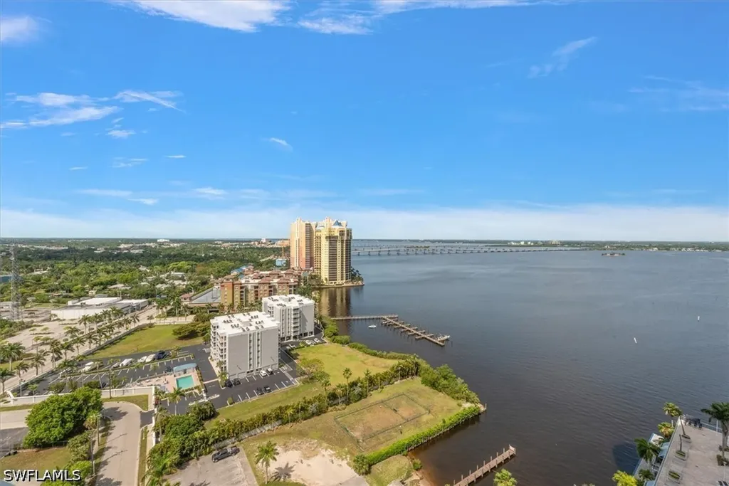 3000 Oasis Grand Boulevard Fort Myers FL 33916
