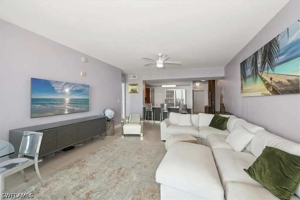 3000 Oasis Grand Boulevard Fort Myers FL 33916