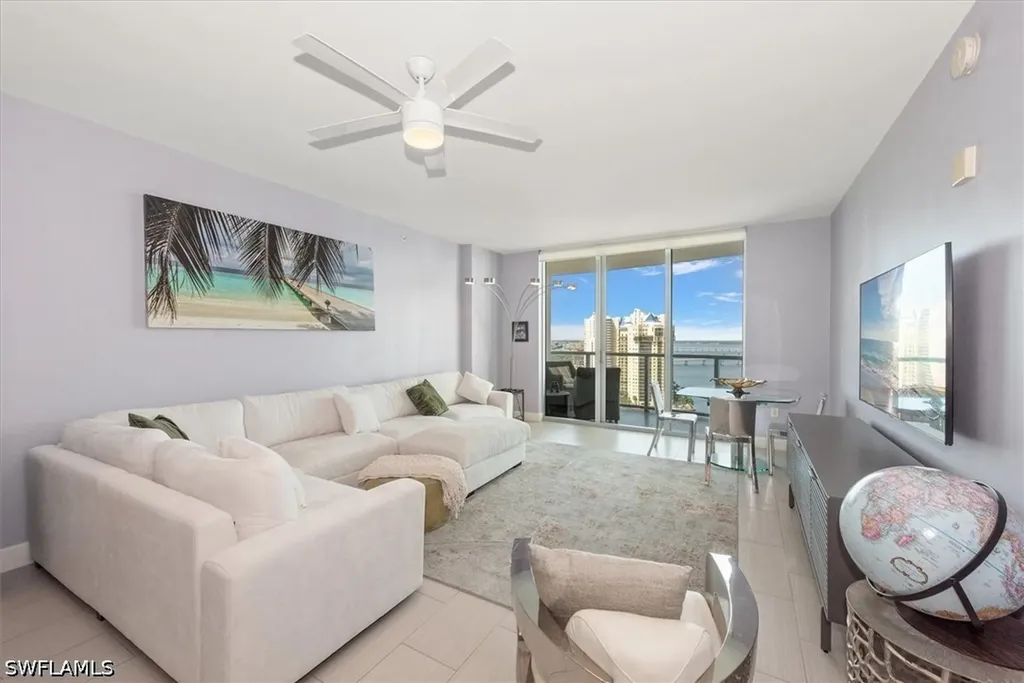 3000 Oasis Grand Boulevard Fort Myers FL 33916