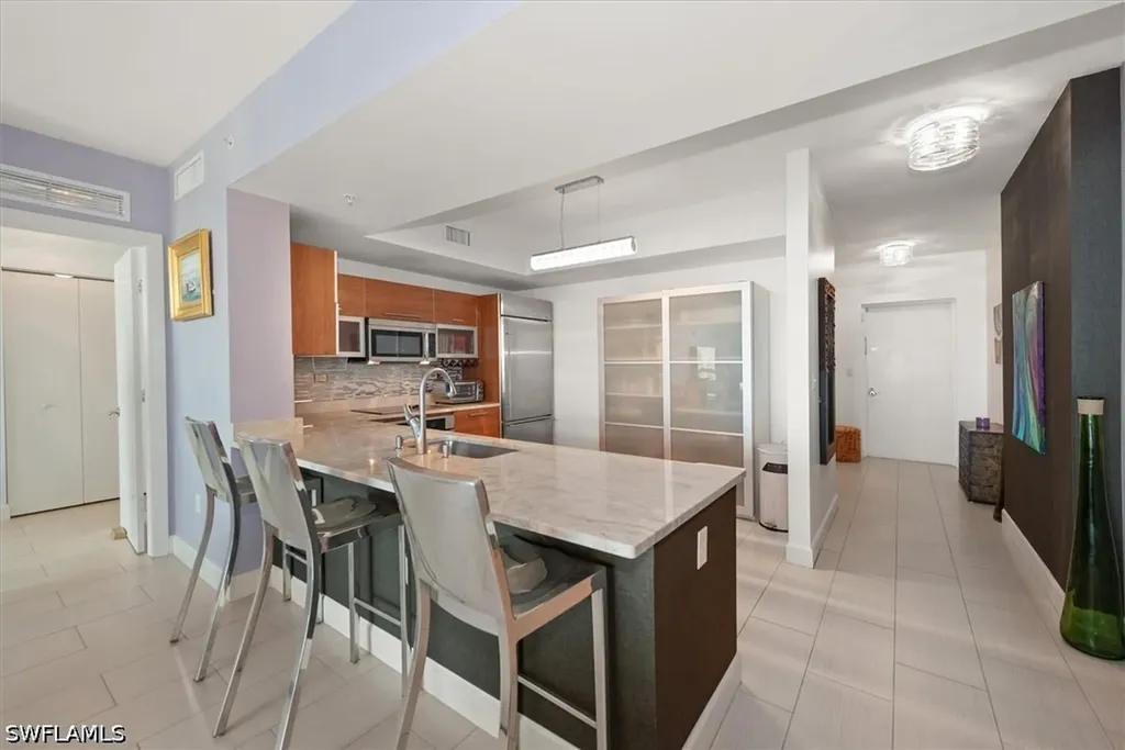 3000 Oasis Grand Boulevard Fort Myers FL 33916