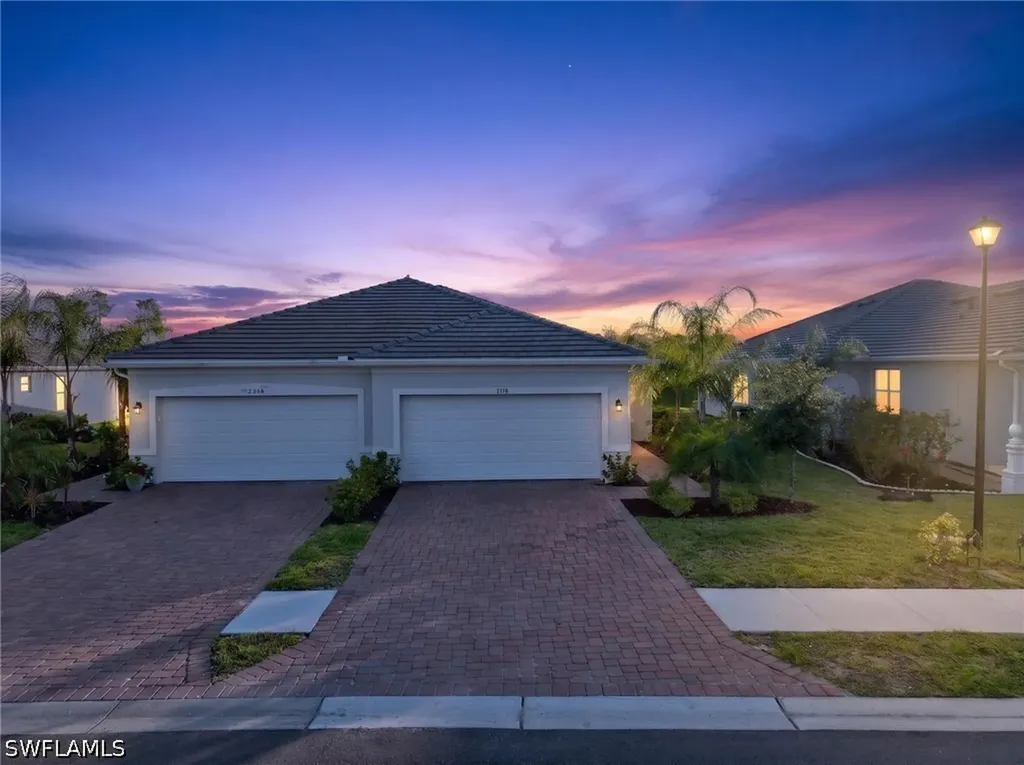 2196 Dragonfruit Way Naples FL 34120
