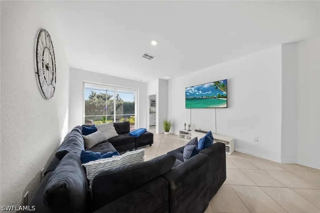 2196 Dragonfruit Way Naples FL 34120