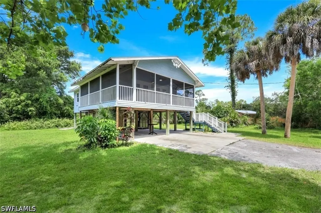 5202 Cypress Lane Naples FL 34113