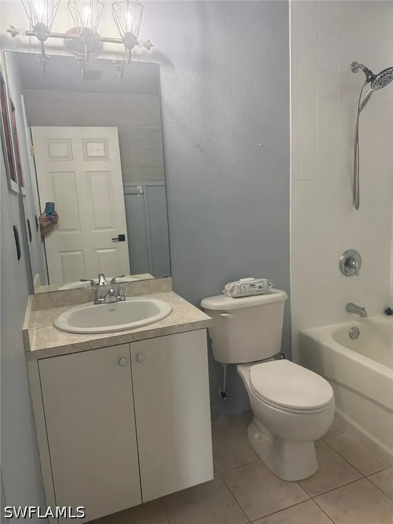 1917 NW 12th Avenue Cape Coral FL 33993