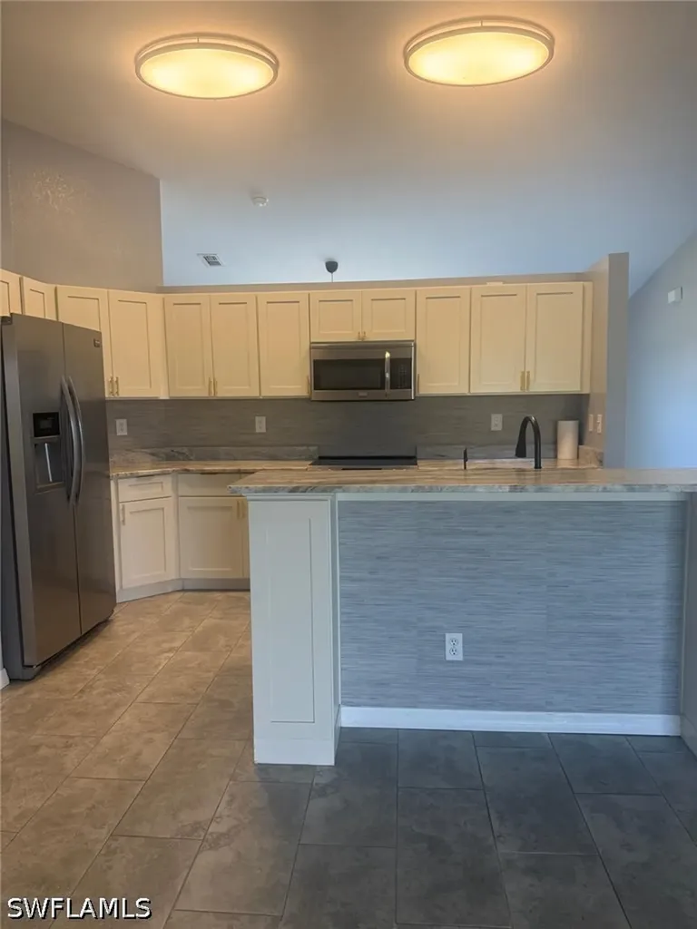 1917 NW 12th Avenue Cape Coral FL 33993