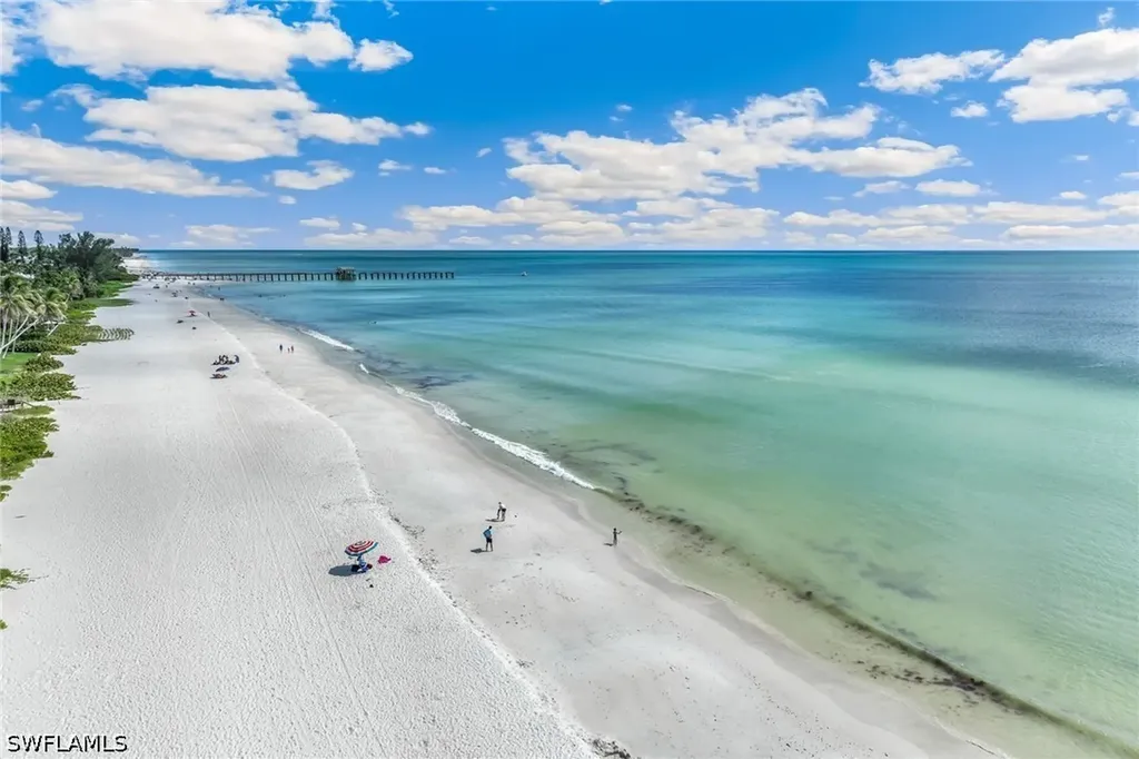 980 7th Avenue S Naples FL 34102