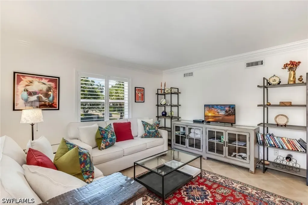980 7th Avenue S Naples FL 34102