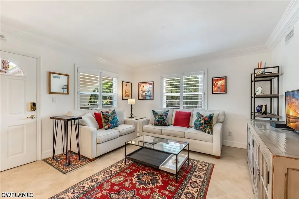 980 7th Avenue S Naples FL 34102