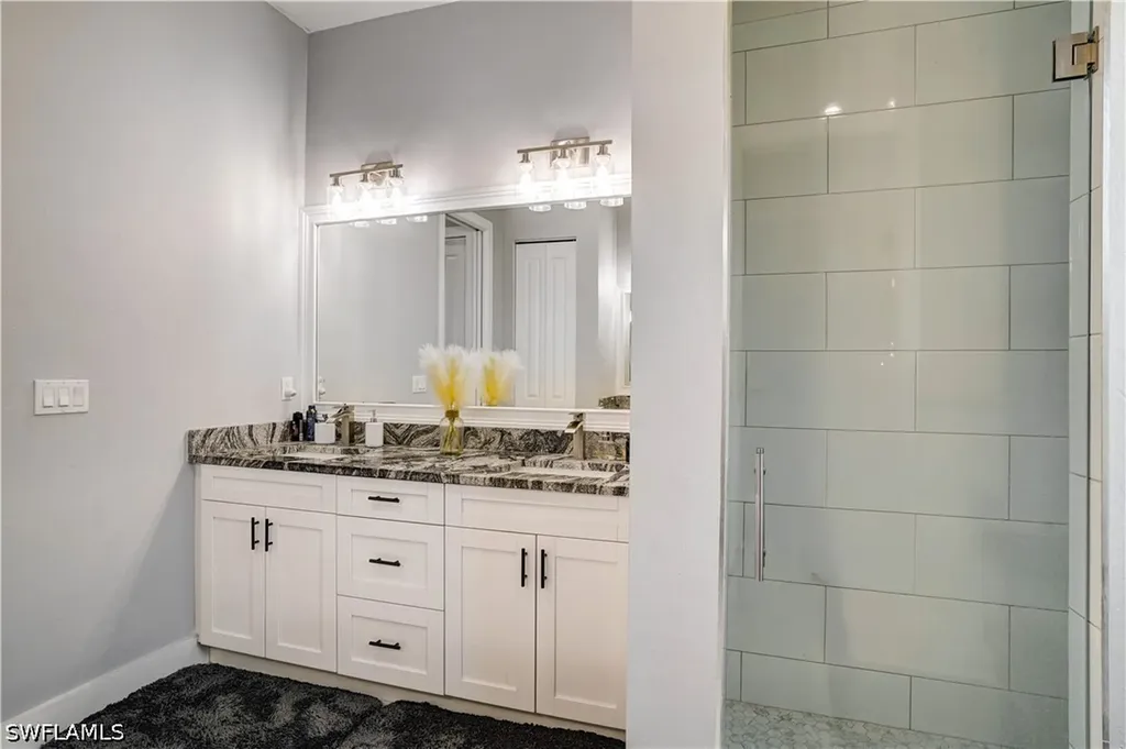 2661 43rd Avenue NE Naples FL 34120