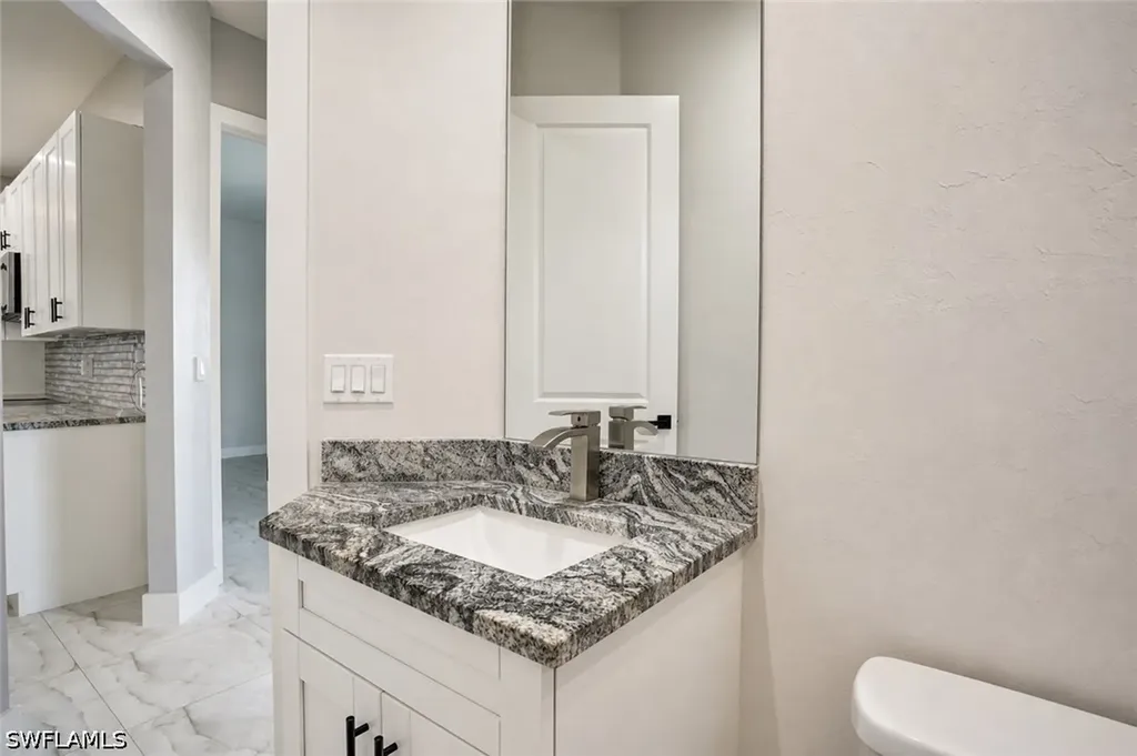 2661 43rd Avenue NE Naples FL 34120