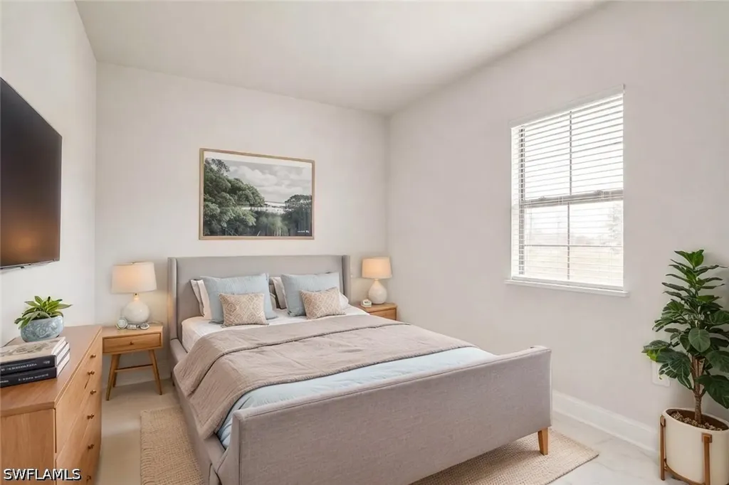 2661 43rd Avenue NE Naples FL 34120