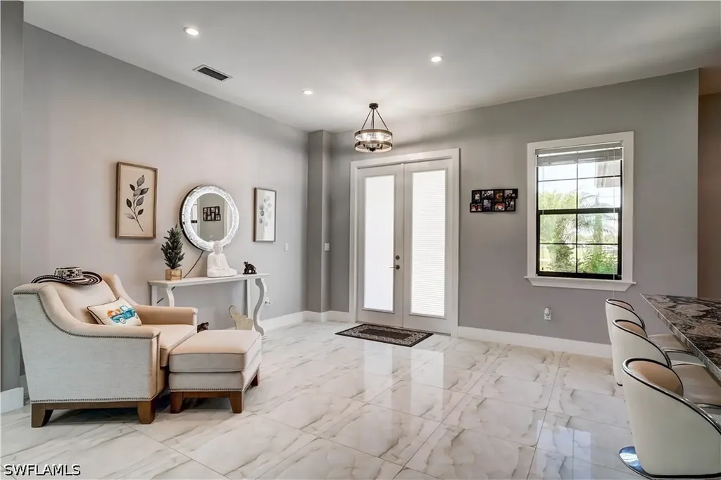 2661 43rd Avenue NE Naples FL 34120