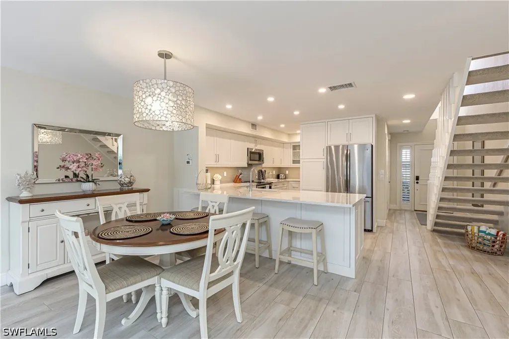 833 Meadowland Drive Naples FL 34108