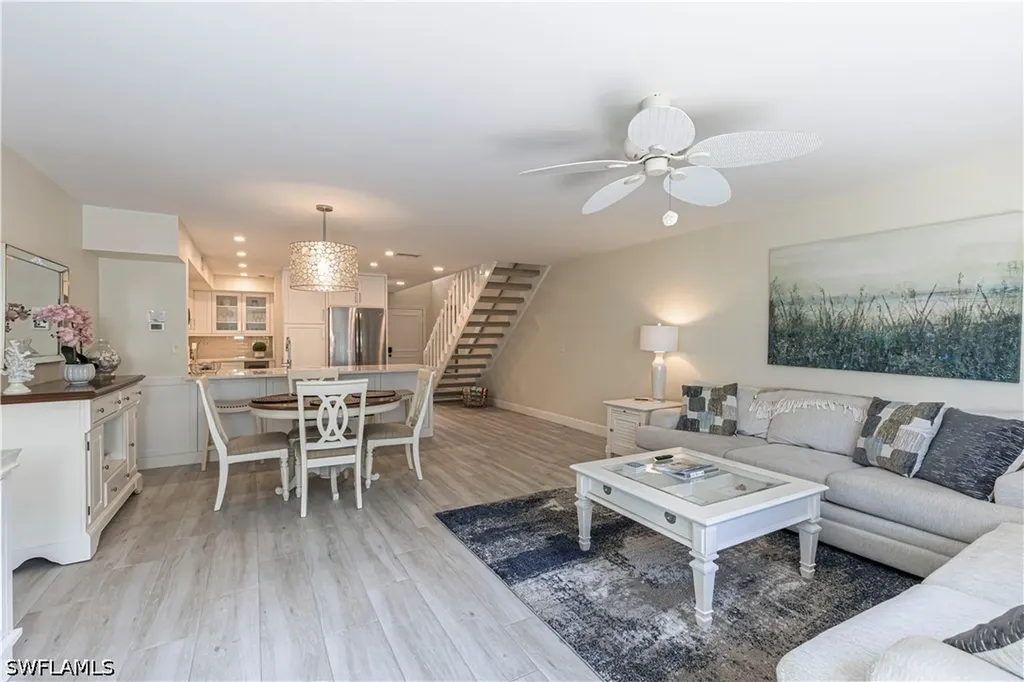 833 Meadowland Drive Naples FL 34108