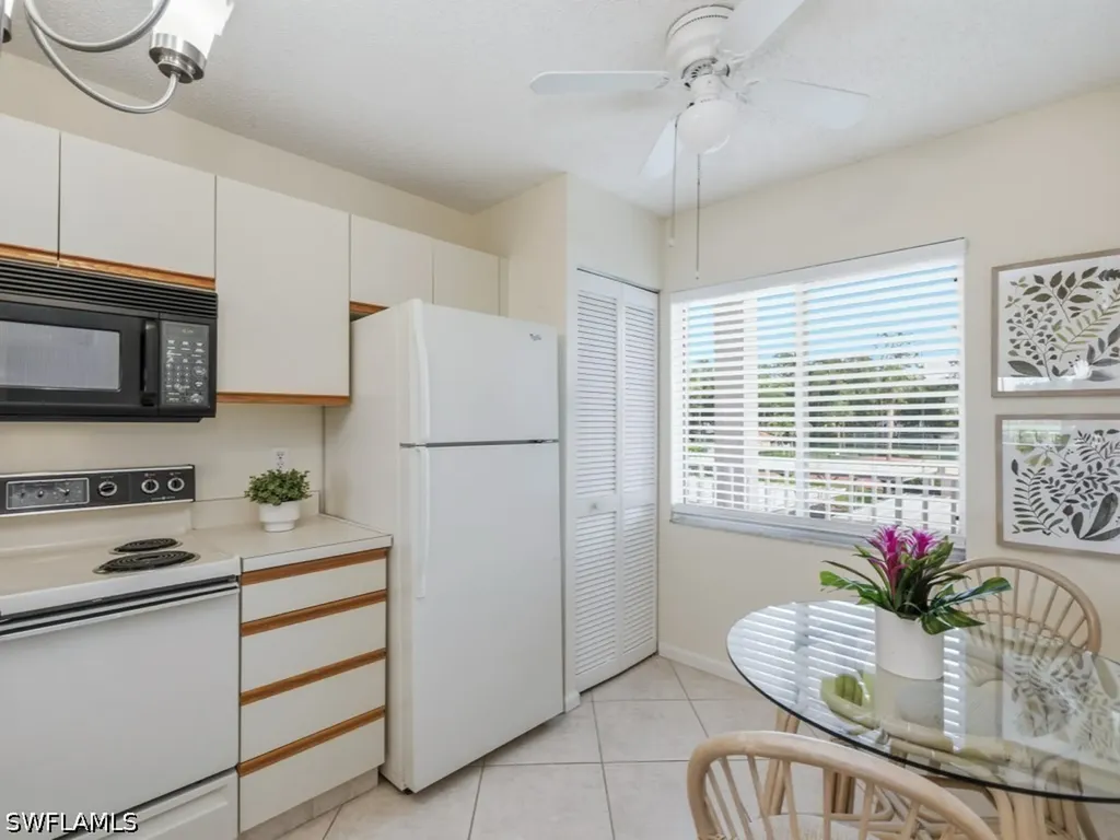 5970 Amherst Drive Naples FL 34112