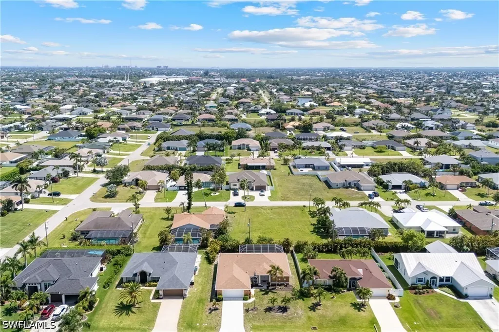 2228 SW 26th Terrace Cape Coral FL 33914