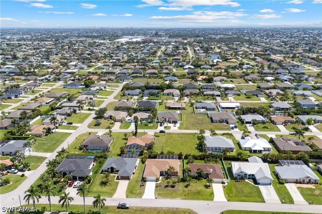2228 SW 26th Terrace Cape Coral FL 33914