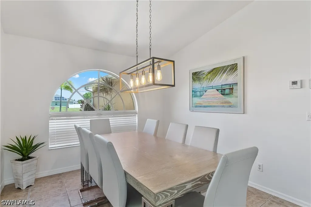2228 SW 26th Terrace Cape Coral FL 33914