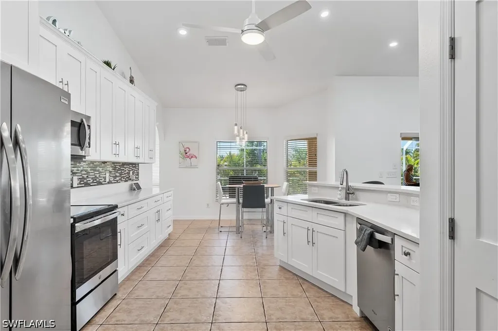 2228 SW 26th Terrace Cape Coral FL 33914
