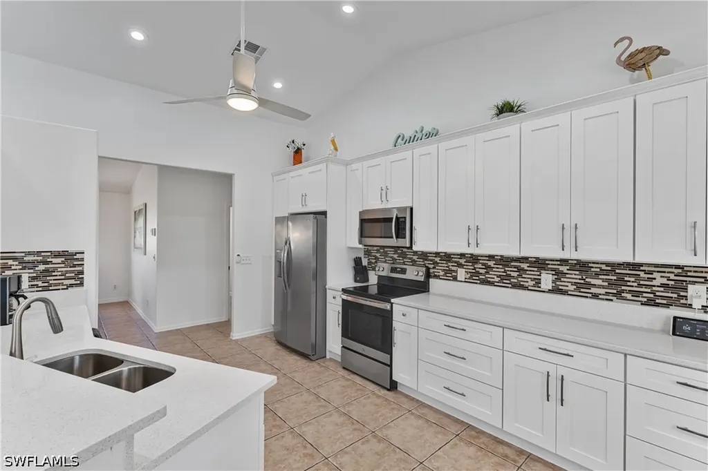 2228 SW 26th Terrace Cape Coral FL 33914