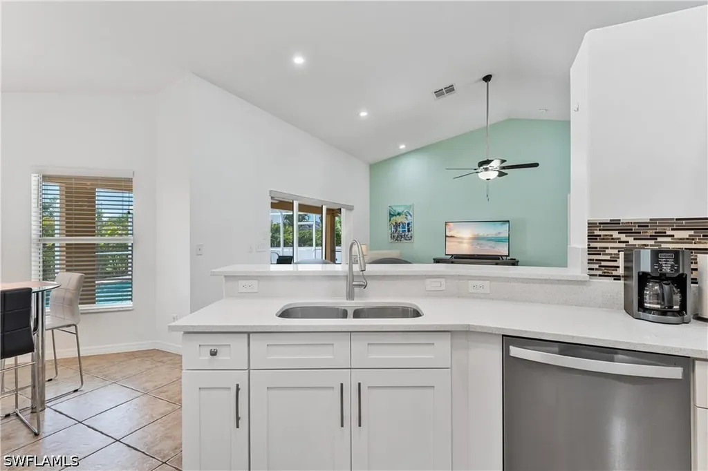2228 SW 26th Terrace Cape Coral FL 33914