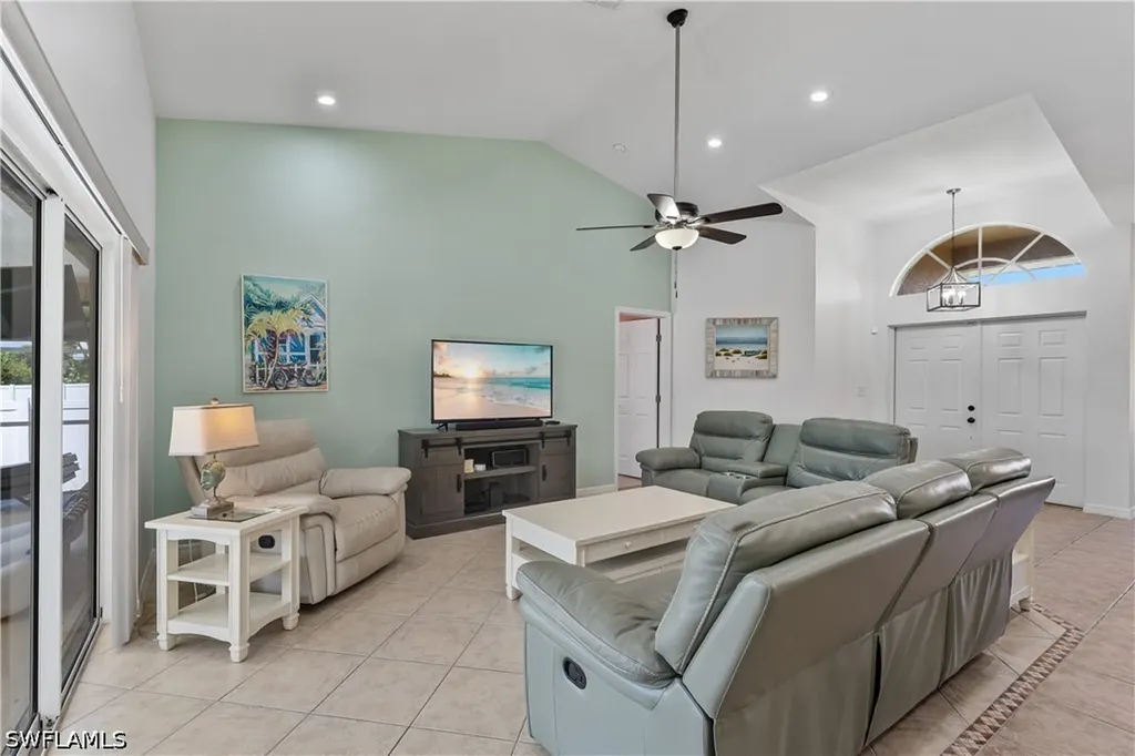 2228 SW 26th Terrace Cape Coral FL 33914