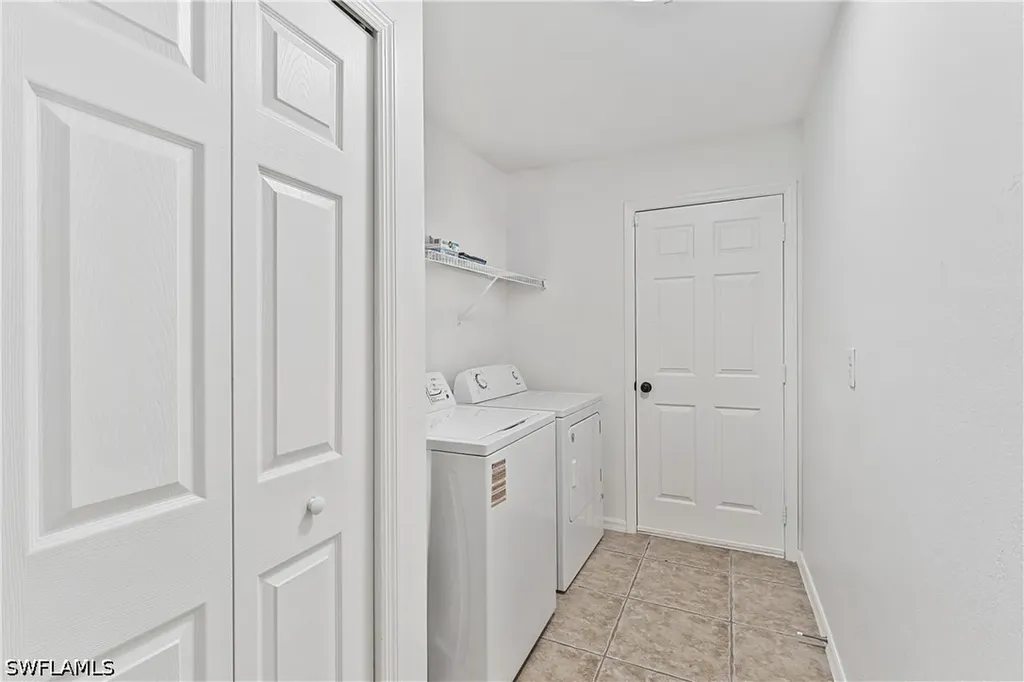 2228 SW 26th Terrace Cape Coral FL 33914
