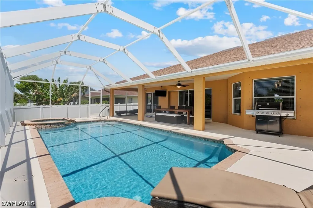 2228 SW 26th Terrace Cape Coral FL 33914