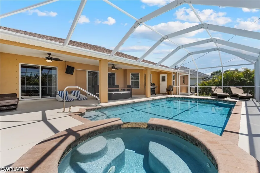 2228 SW 26th Terrace Cape Coral FL 33914