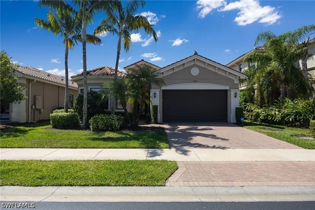 13736 Luna Drive Naples FL 34109