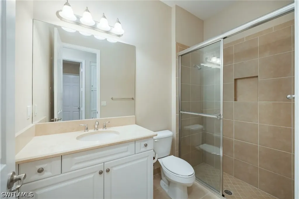 13736 Luna Drive Naples FL 34109