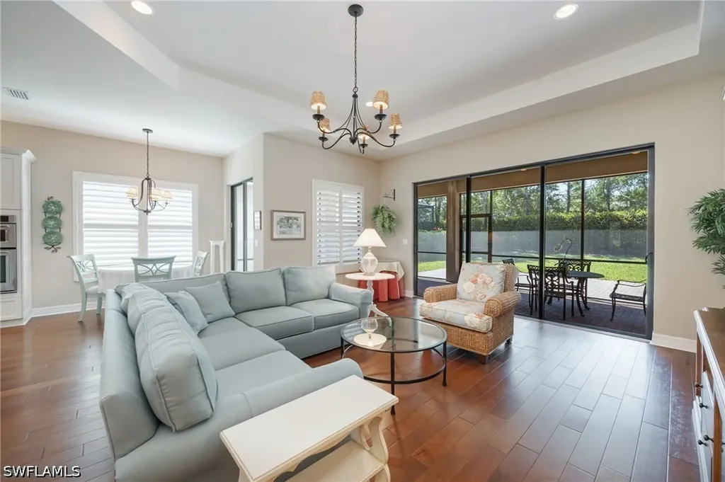 13736 Luna Drive Naples FL 34109
