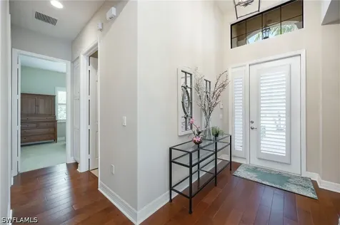 13736 Luna Drive Naples FL 34109