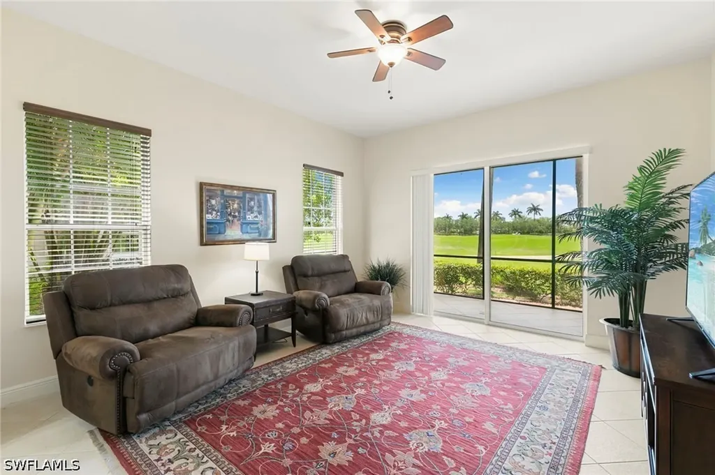 9066 Cascada Way Naples FL 34114