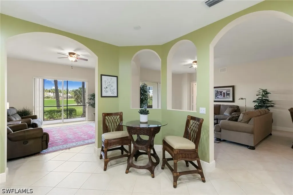 9066 Cascada Way Naples FL 34114