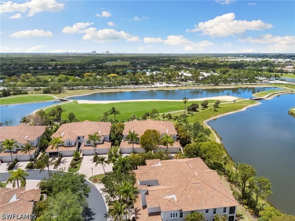 9066 Cascada Way Naples FL 34114
