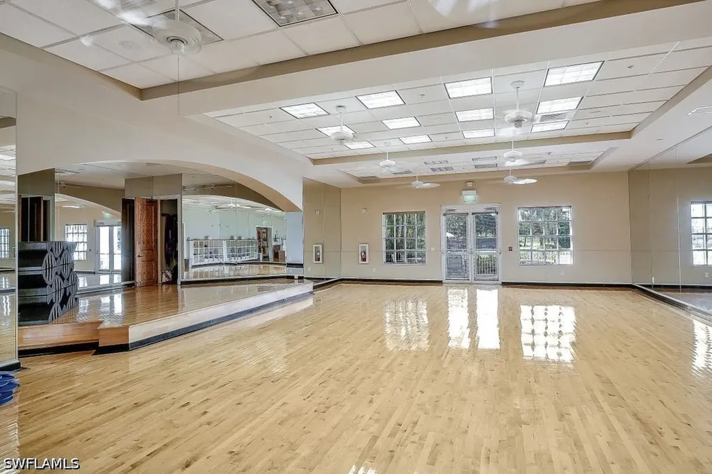 9066 Cascada Way Naples FL 34114