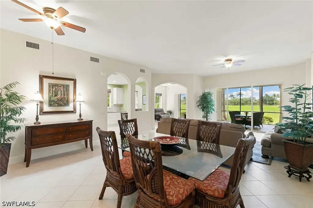 9066 Cascada Way Naples FL 34114