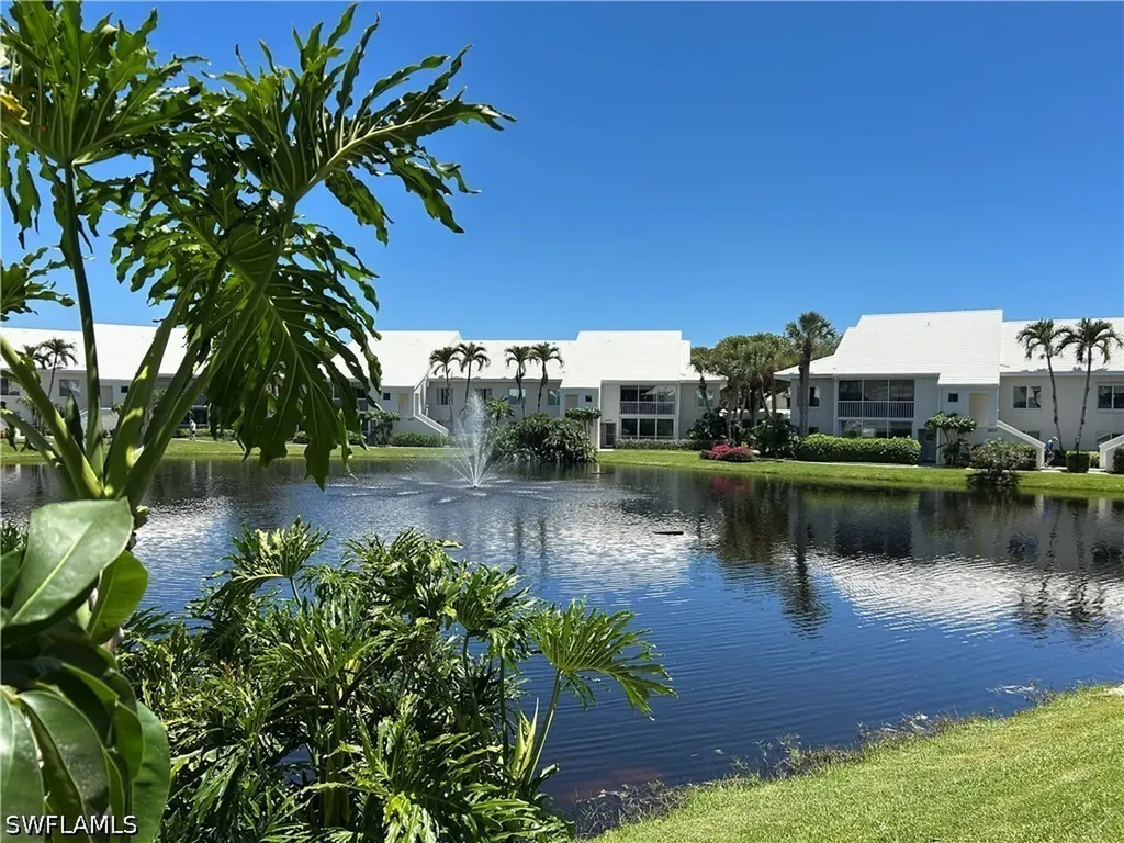 776 Willowbrook Drive Naples FL 34108