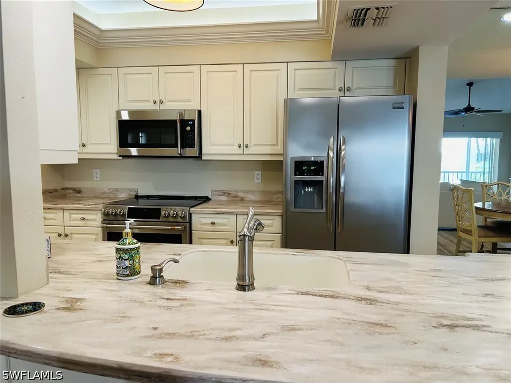 776 Willowbrook Drive Naples FL 34108