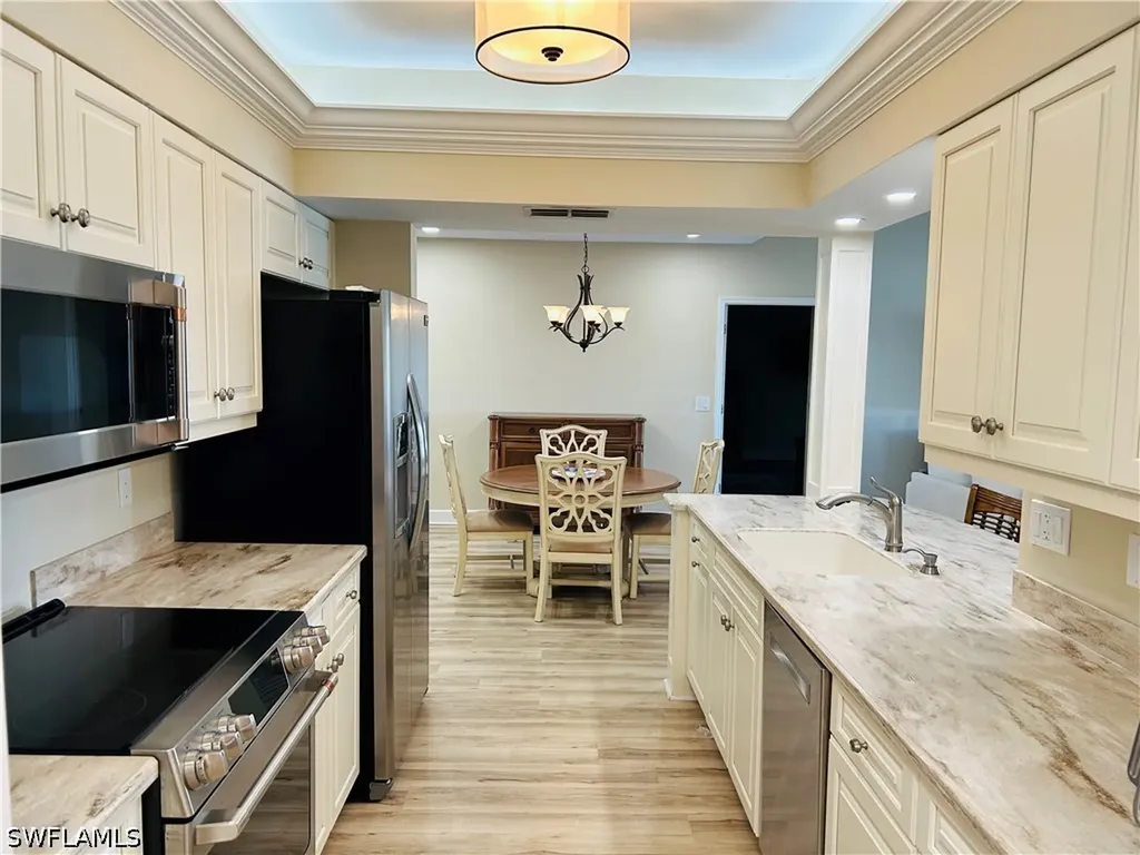 776 Willowbrook Drive Naples FL 34108
