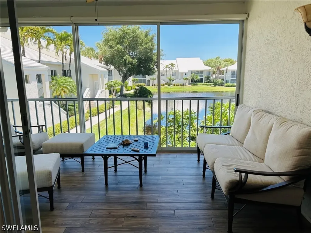 776 Willowbrook Drive Naples FL 34108