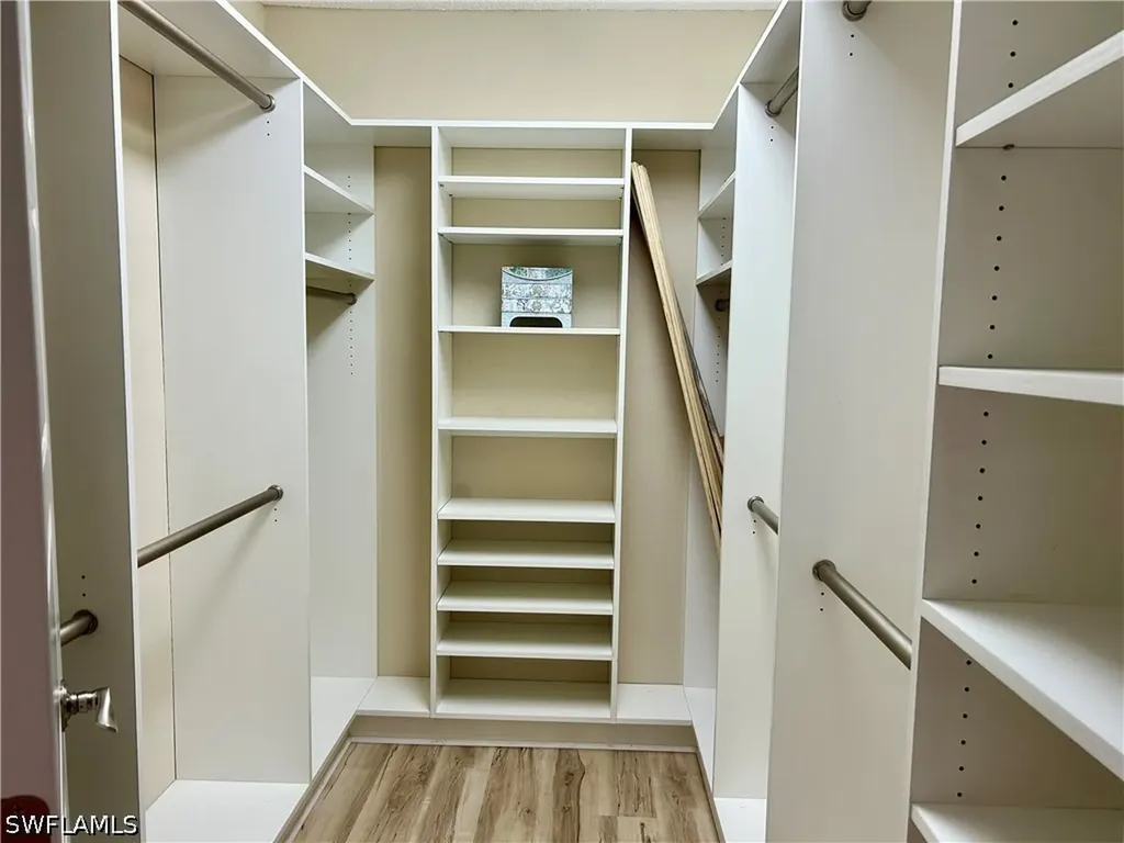 776 Willowbrook Drive Naples FL 34108