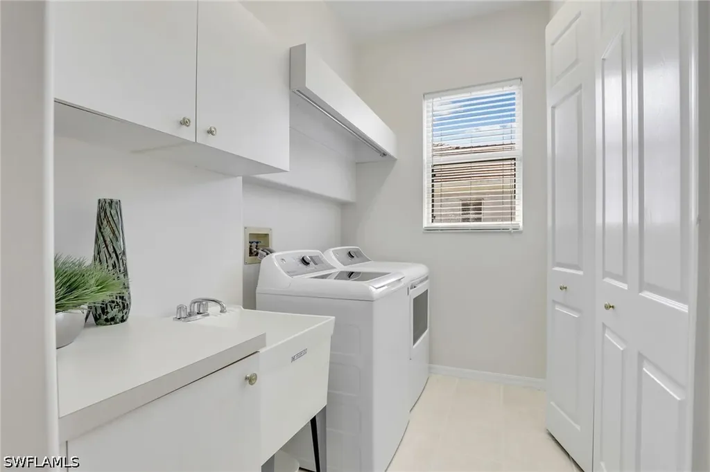 3280 Hamlet Drive Naples FL 34105